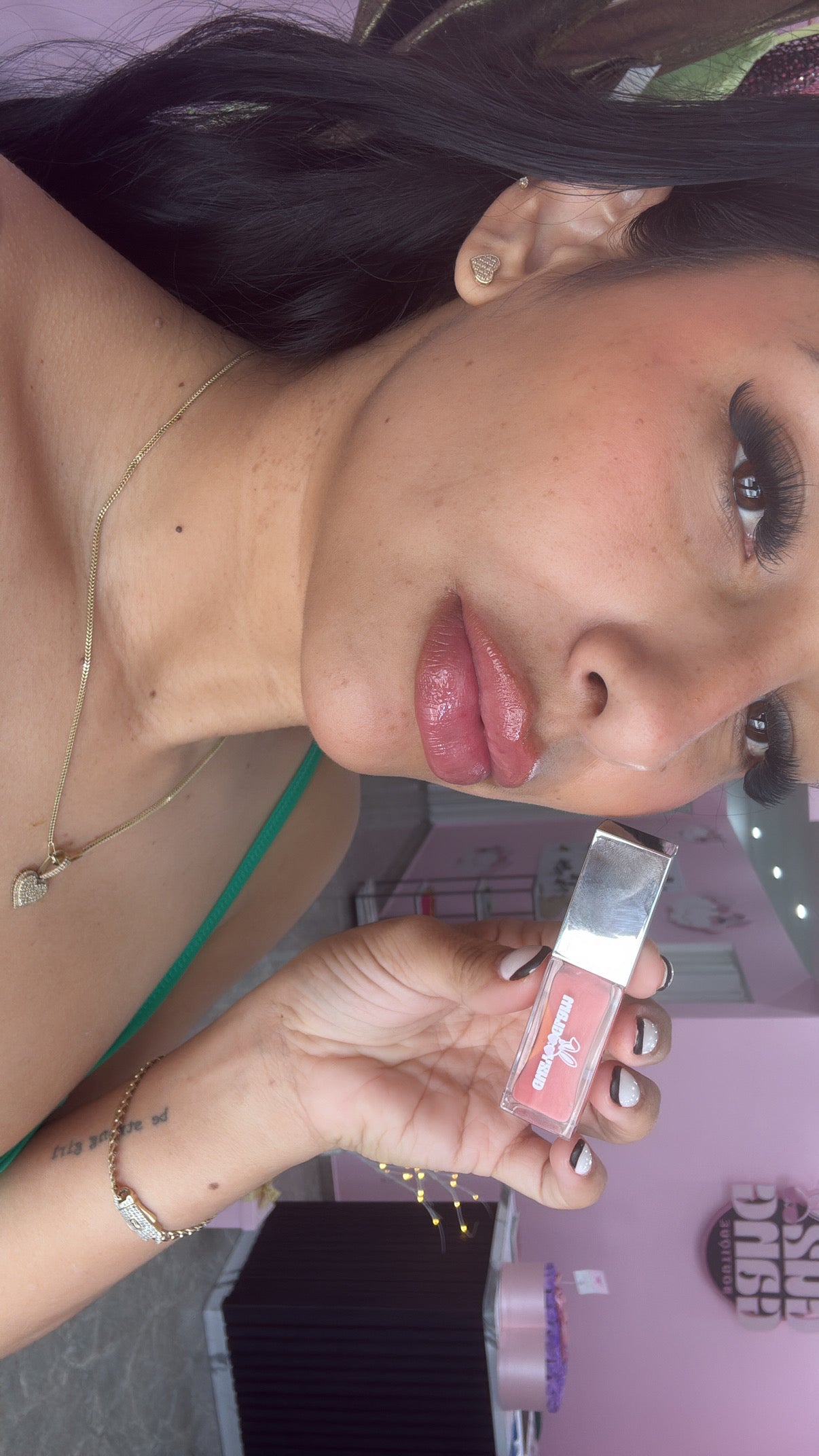 LIP GLOSS - PEACH ME
