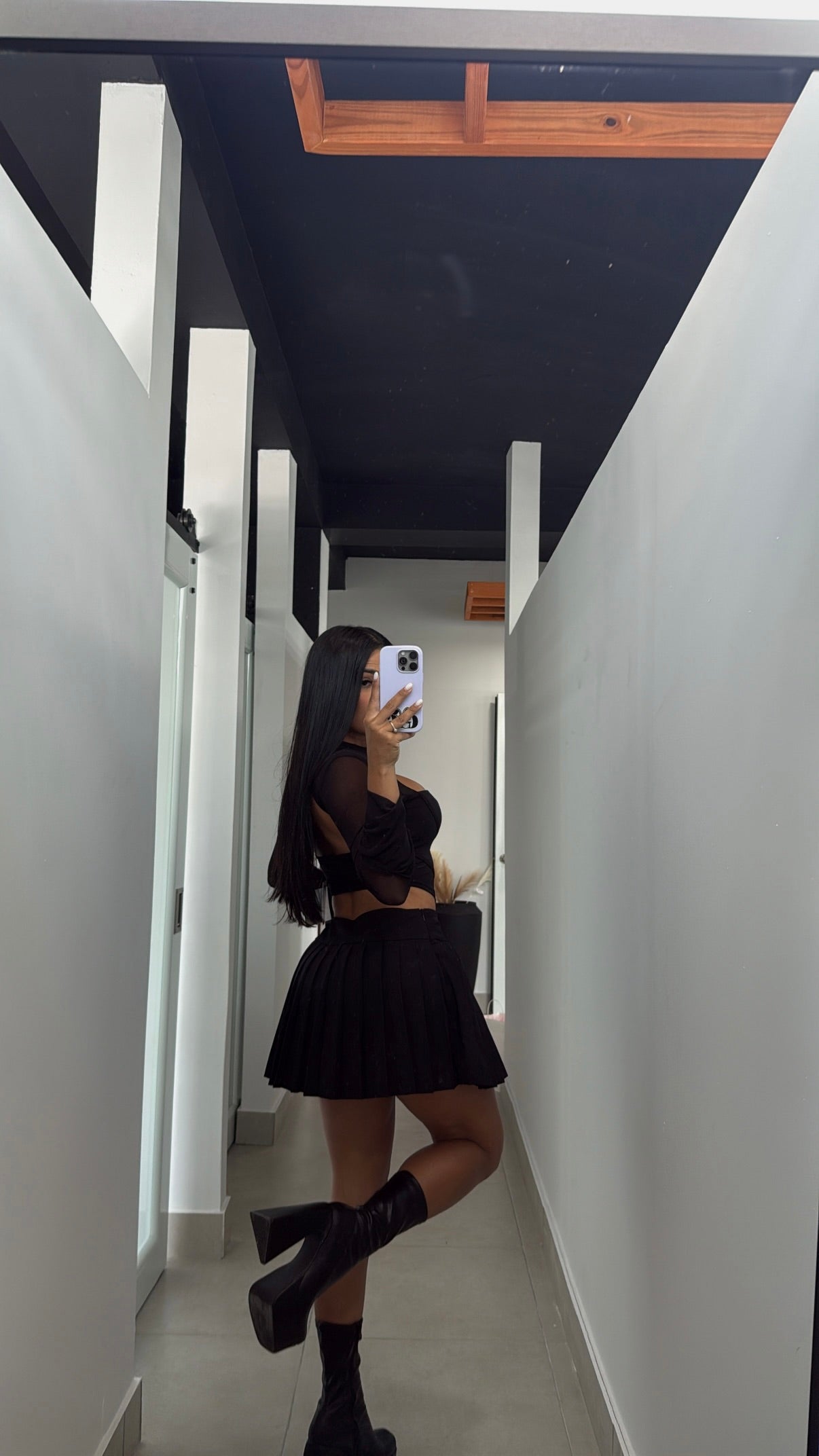 BLACK TABLETS SKIRT