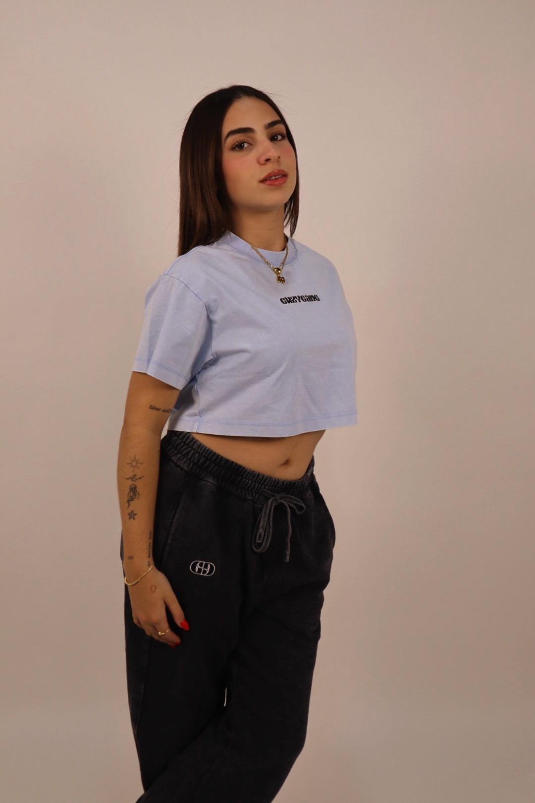 GUZYGANG BABYBLUE CROPTOP