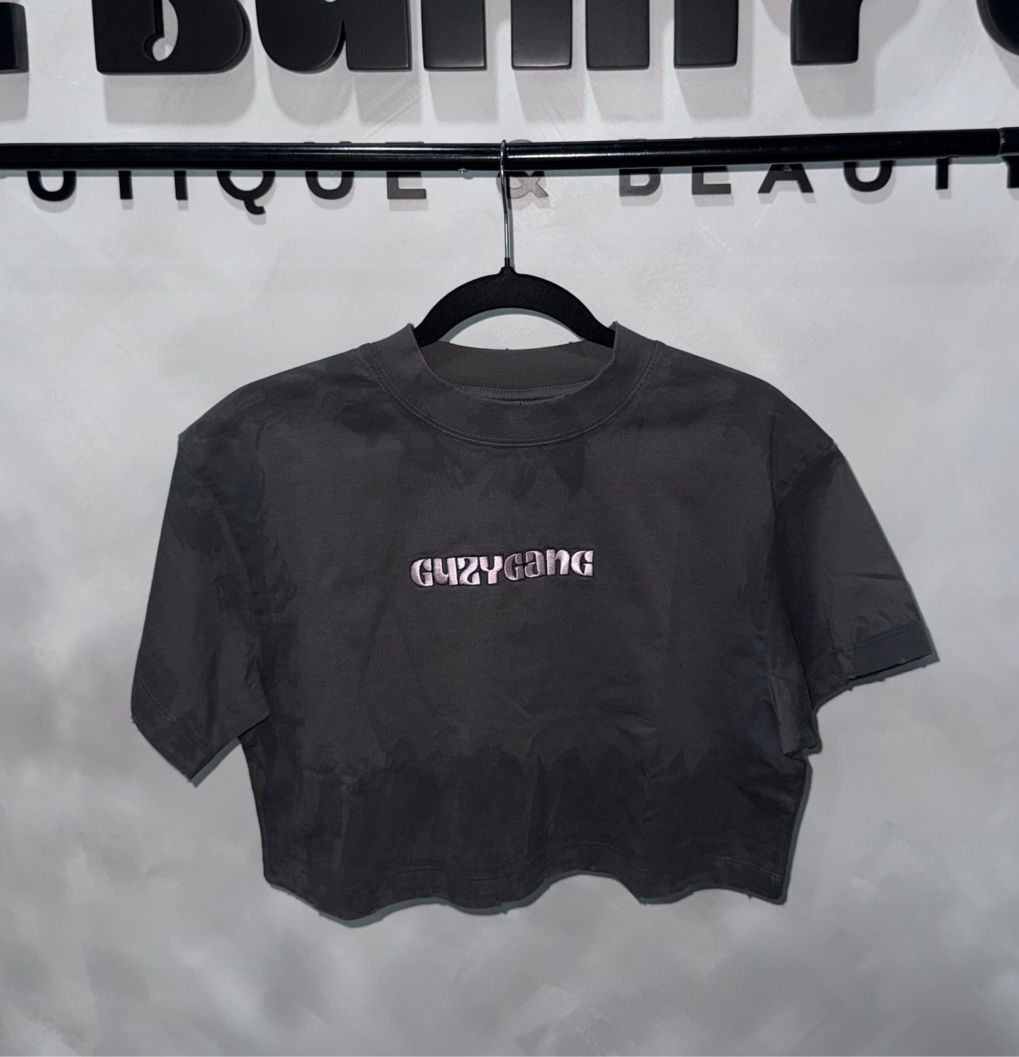 GUZYGANG CROP TOPS 🐰 (gray with pink logo)