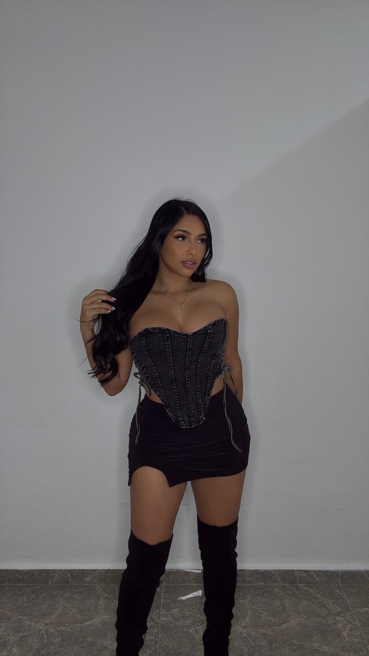 BLACK LYCRA SKORT