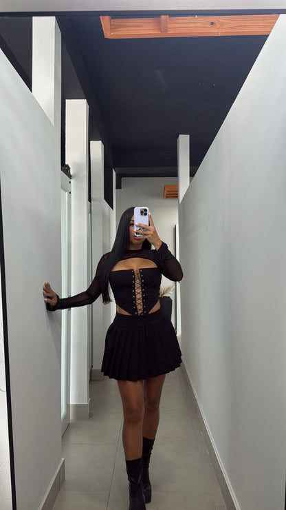 BLACK TABLETS SKIRT