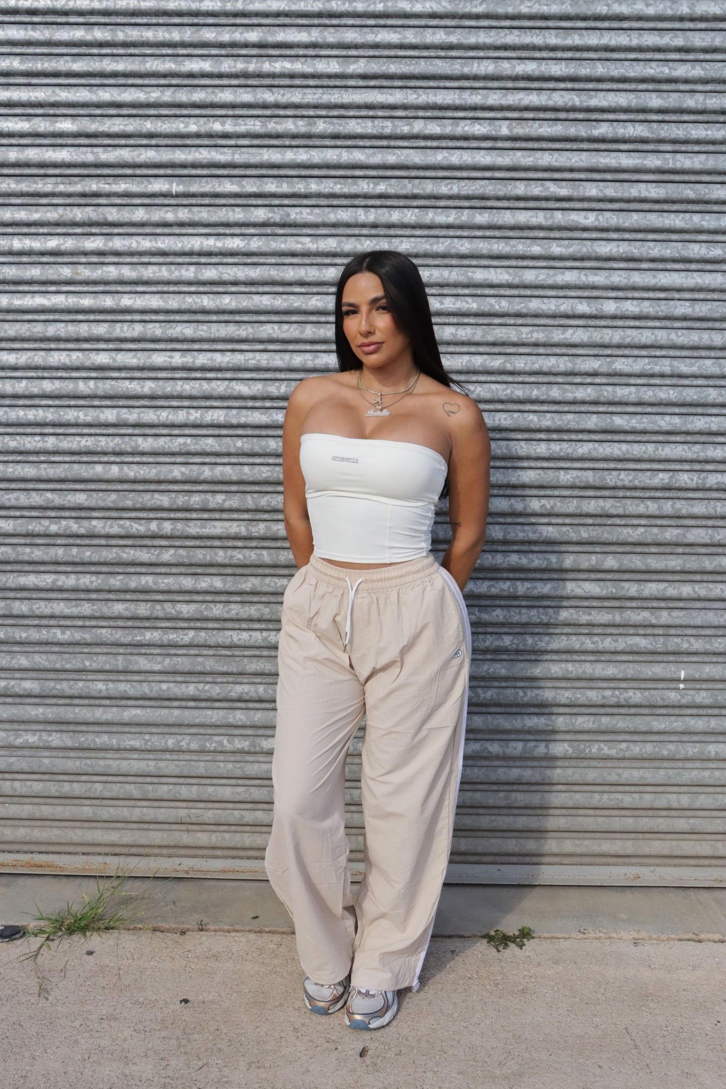 GUZYGANG CREAM TUBE TOP