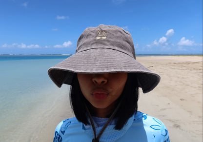 BROWN BUCKETHAT
