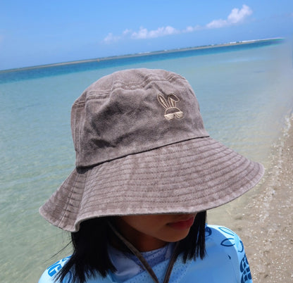 BROWN BUCKETHAT