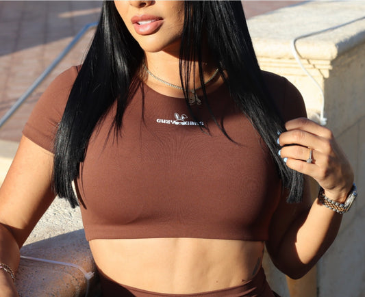 𝐁𝐑𝐎𝐖𝐍 𝐋𝐈𝐂𝐑𝐀 𝐓𝐎𝐏